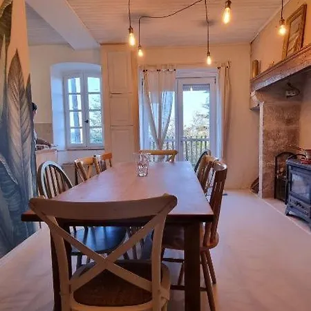 Avec Piscine Vue Sur Montcuq Casa de Férias