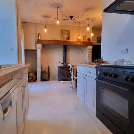 Avec Piscine Vue Sur Montcuq