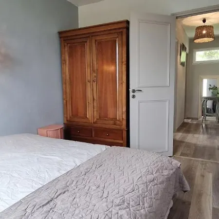 Avec Piscine Vue Sur Montcuq