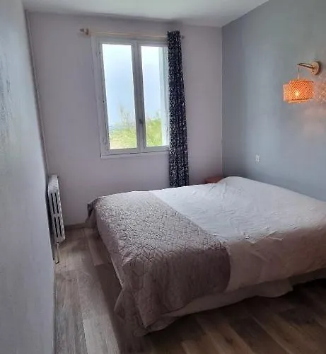 펜션 Avec Piscine Vue Sur Montcuq Saint-Daunes