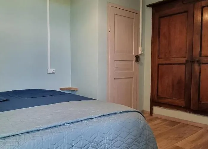 Avec Piscine Vue Sur Montcuq *